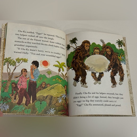 Vintage 1975 Little Golden Book Krofft’s Land of the Lost: The Surprise Guests - Picture 8 of 16
